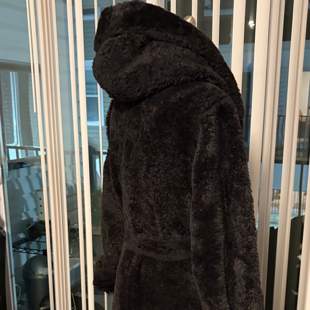 Black Faux-Fur Hooded Teddy Coat with Belt - Picture 4 of 6